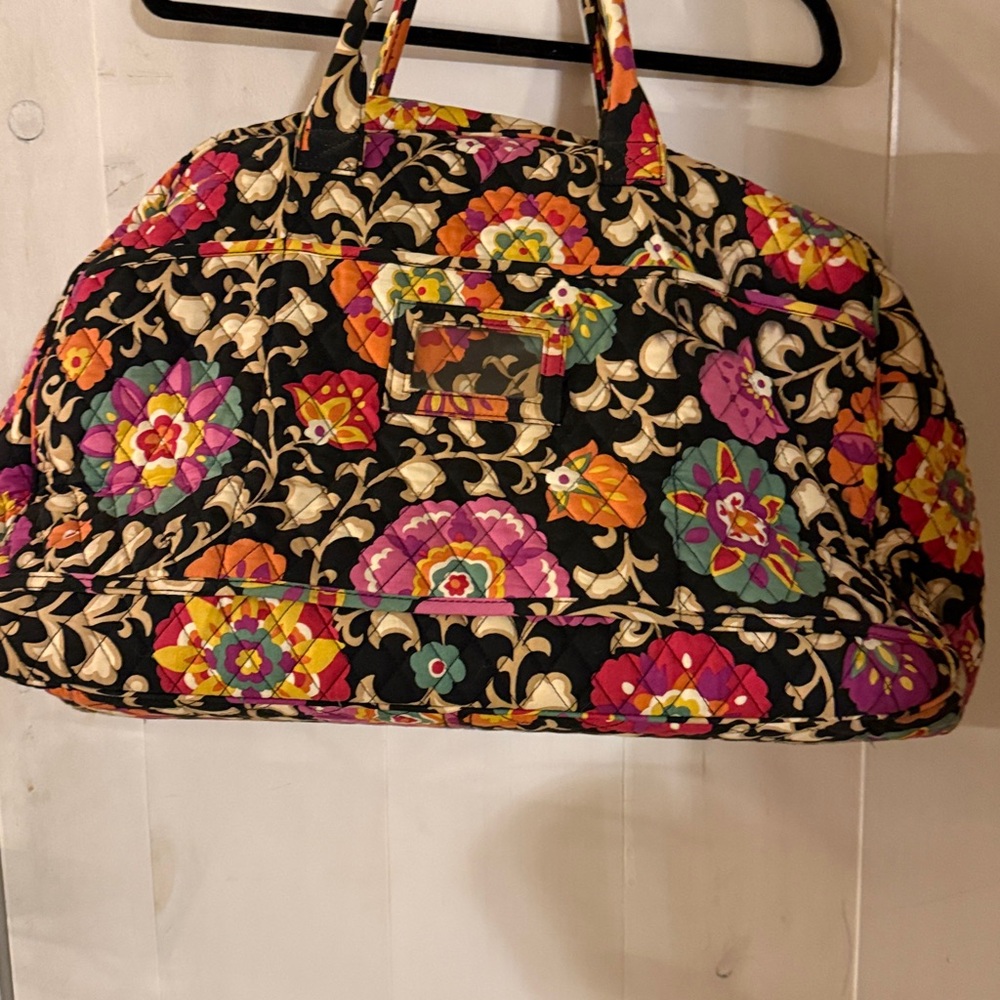 ✈️ Vera Bradley- Grand Traveler Suzani pattern